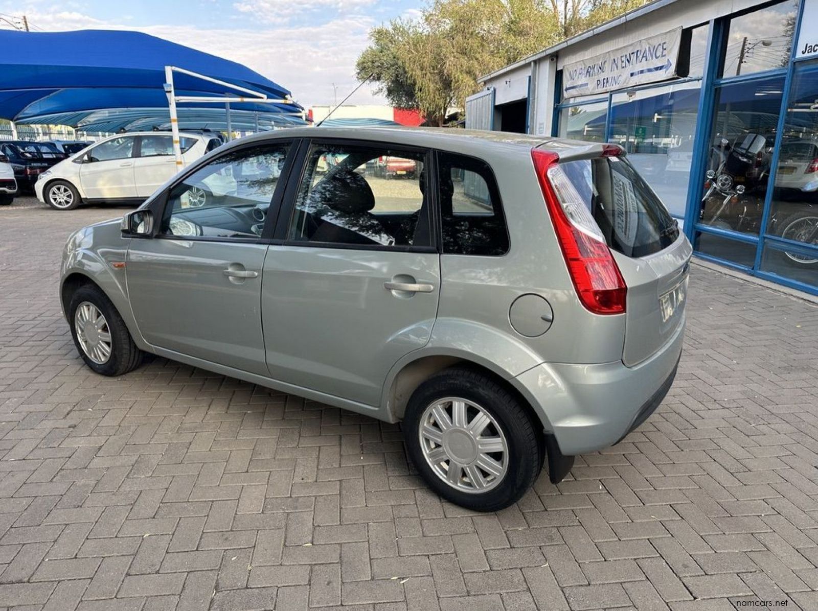 2011 Ford Figo 1.4 Trend pictures