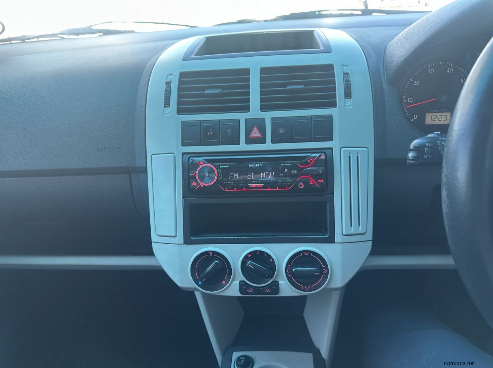 2017 Volkswagen Polo Vivo 1.4 Storm pictures