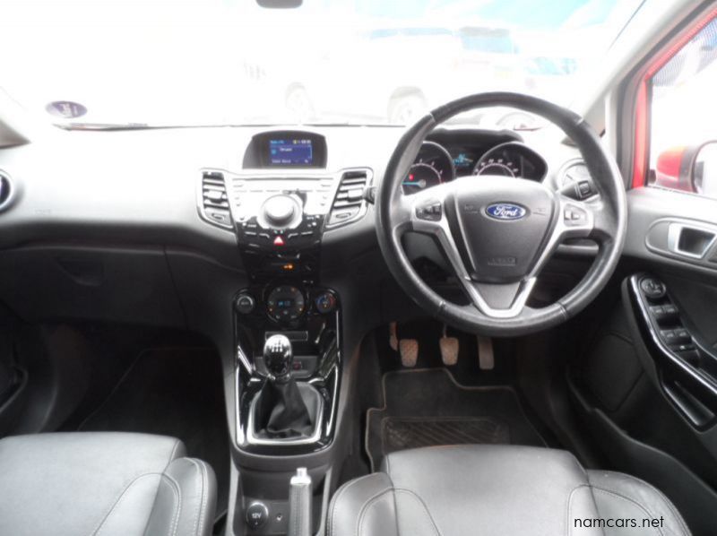 2015 Ford Fiesta 1.0 Ecoboost Titanium 5Dr pictures