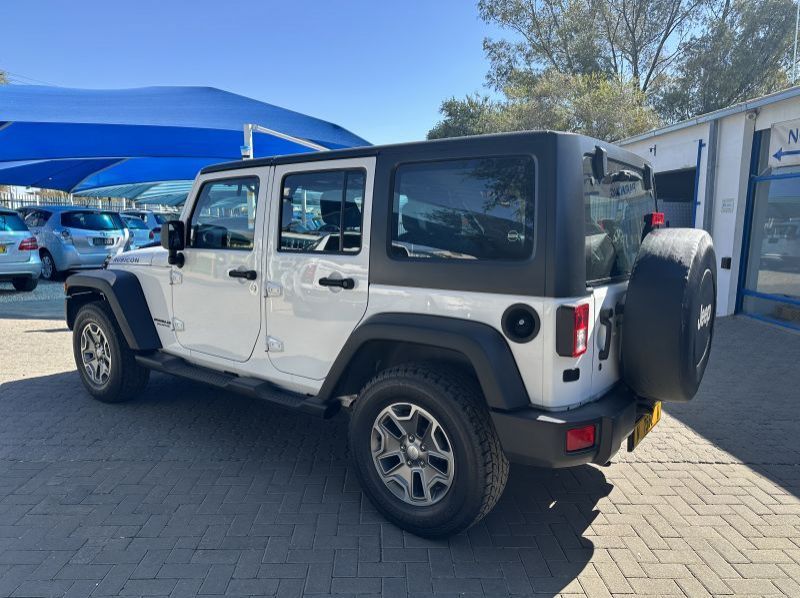 2013 Jeep Wrangler 3.6 V6 Rubicon 5 Door pictures