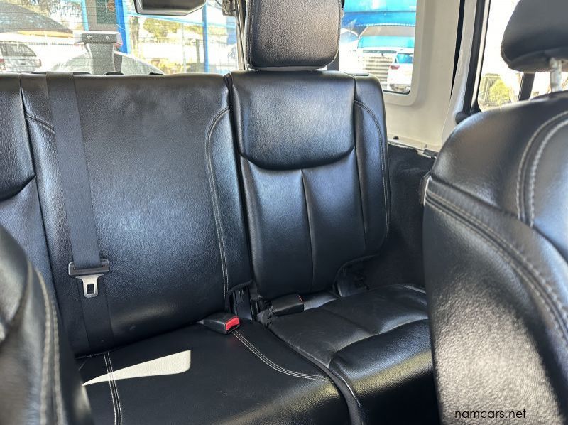 2013 Jeep Wrangler 3.6 V6 Rubicon 5 Door pictures