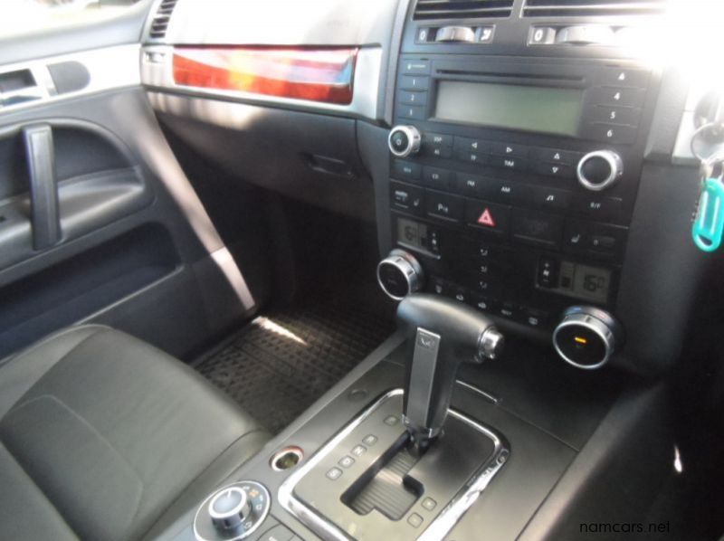 2008 Volkswagen Touareg 3.0 TDi V6 pictures