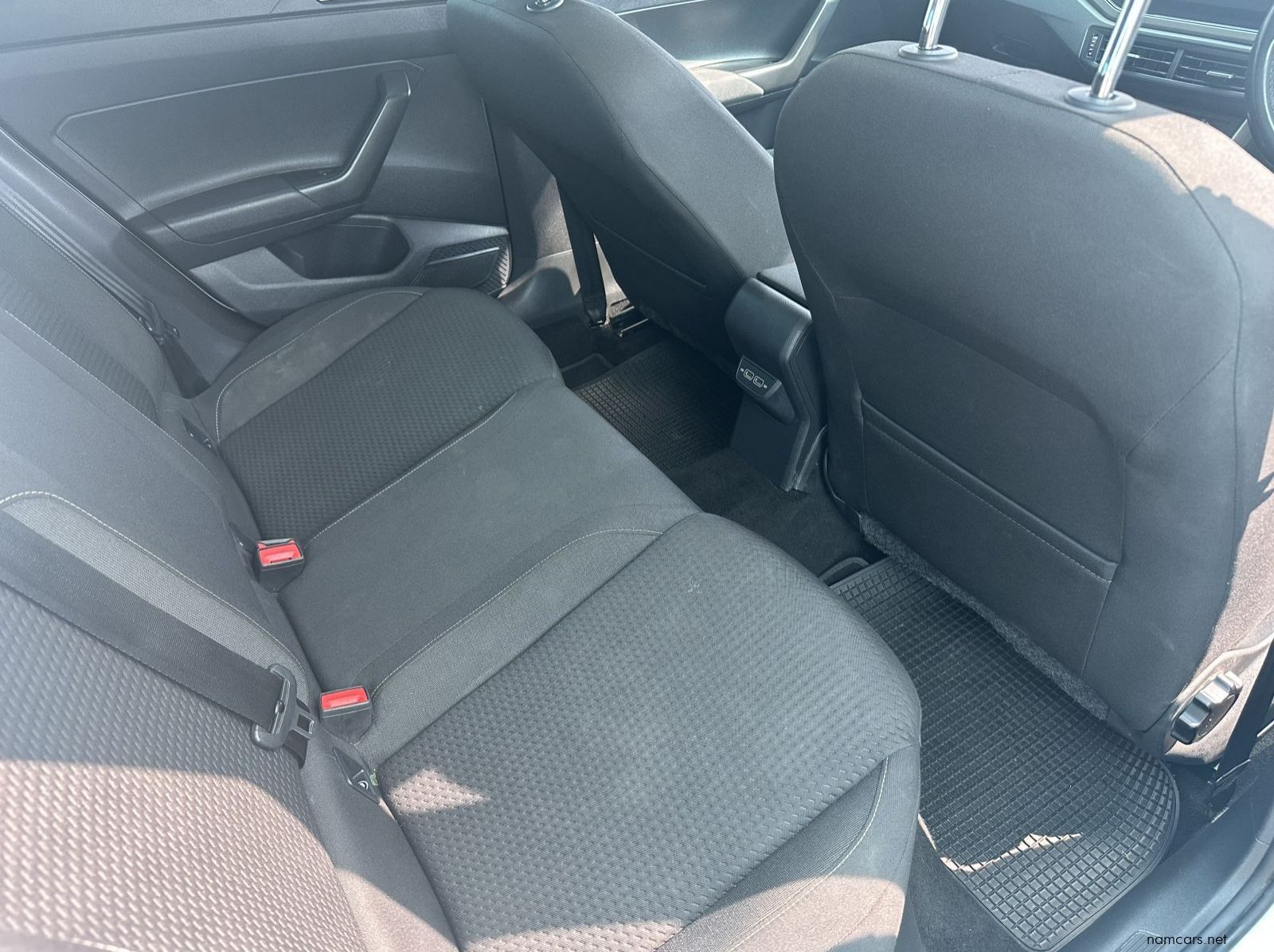 2020 Volkswagen Polo 1.0 TSi Comfortline DSG R-Line pictures