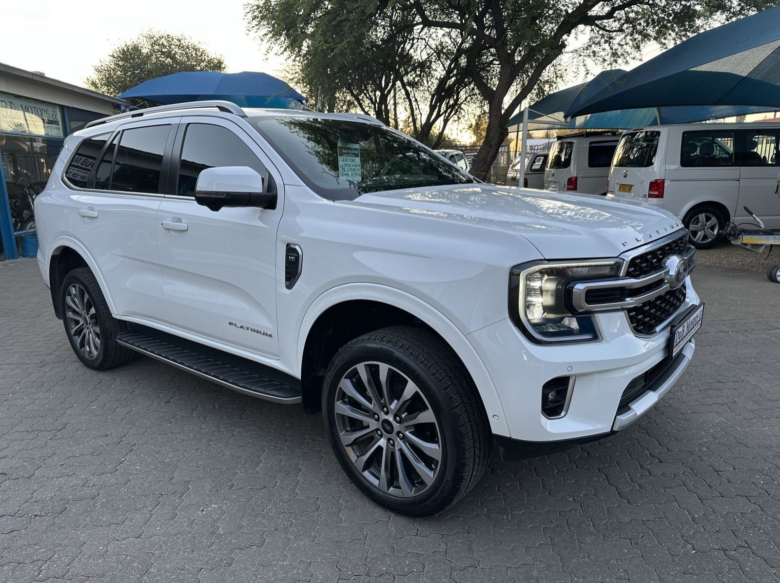 Used Ford Everest 3.0 TDi V6 Platinum  for sale in Windhoek, Namibia