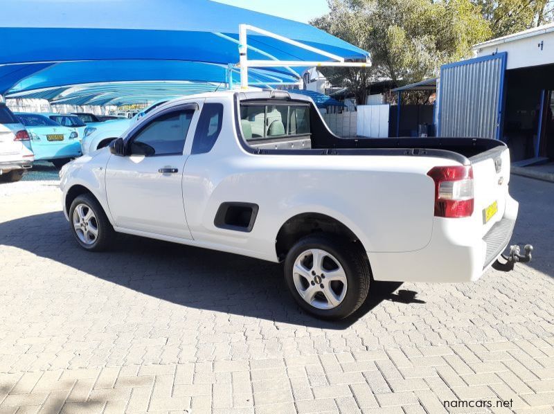 2017 Chevrolet Utility 1.4i A/Con pictures