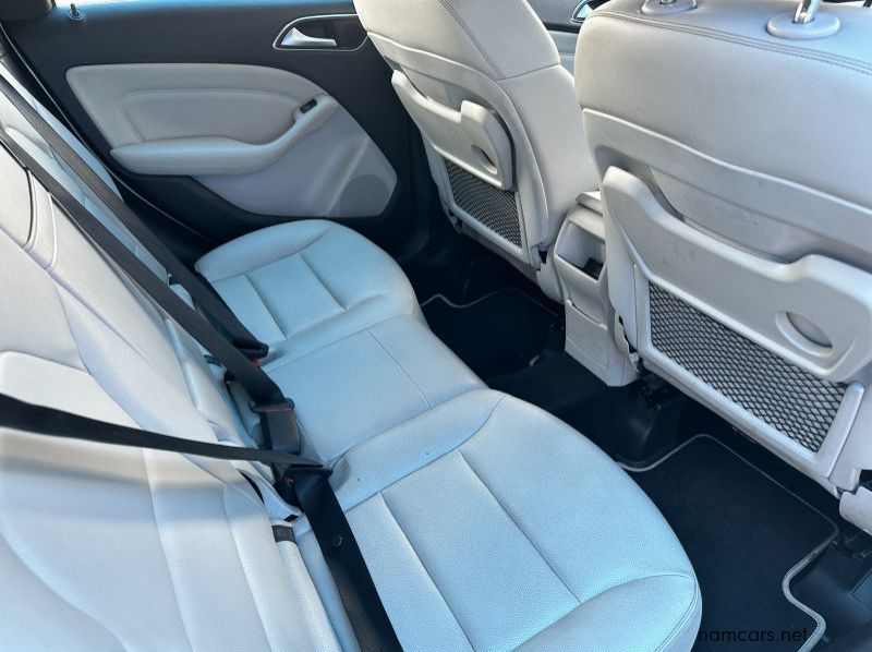 2013 Mercedes-Benz B180 CDi Auto pictures