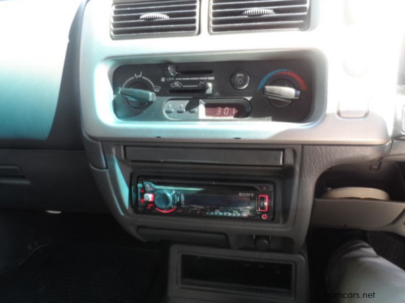 2009 Mitsubishi Colt 3.0 V6 Club Cab 4x2 pictures