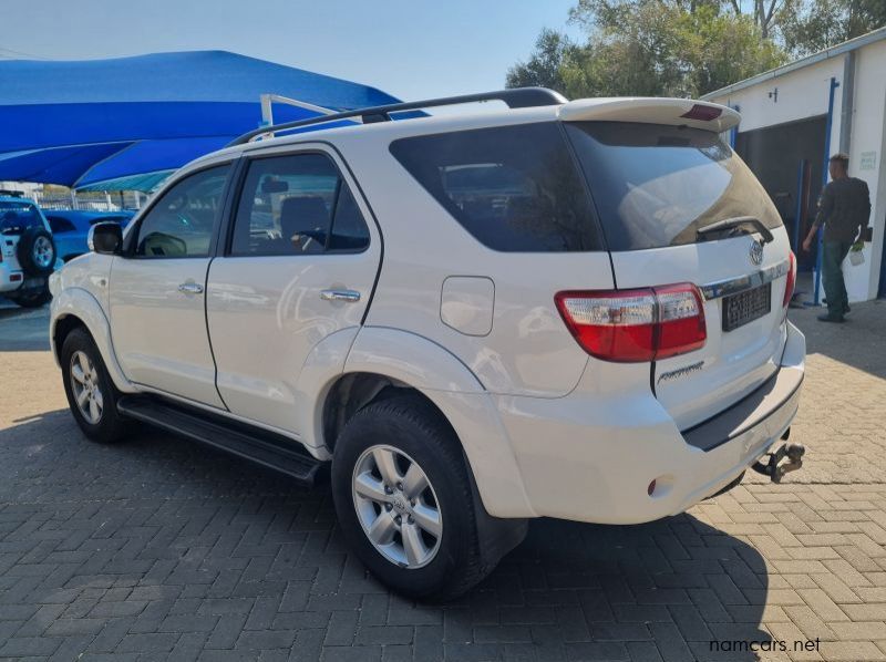 2011 Toyota Fortuner 3.0 D4D 4x2 Manual pictures