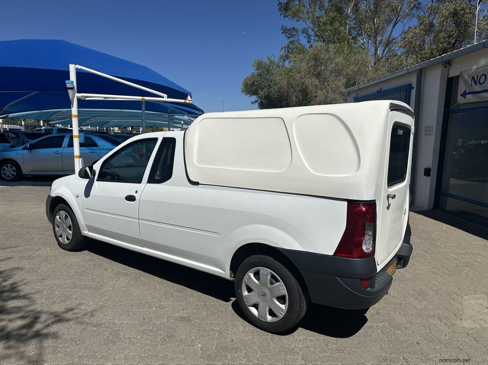 2020 Nissan NP200 1.5 DCi Safety pictures