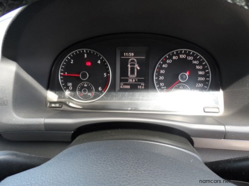 2014 Volkswagen Touran 2.0 TDi pictures