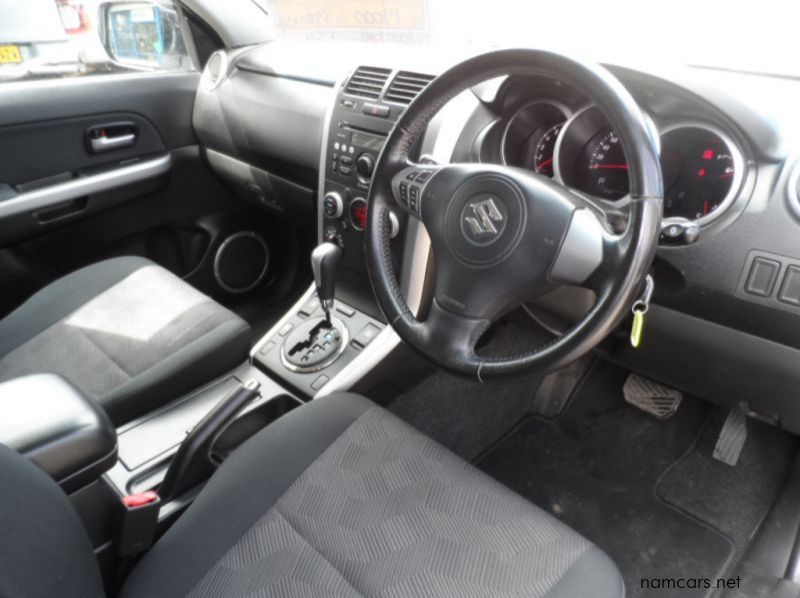 2015 Suzuki Grand Vitara 2.4i Dune Automatic pictures