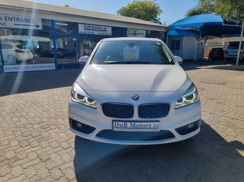 2015 BMW 218i  Active Tourer Auto pictures