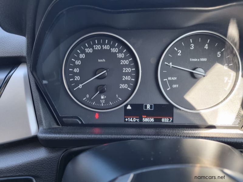 2015 BMW 218i  Active Tourer Auto pictures