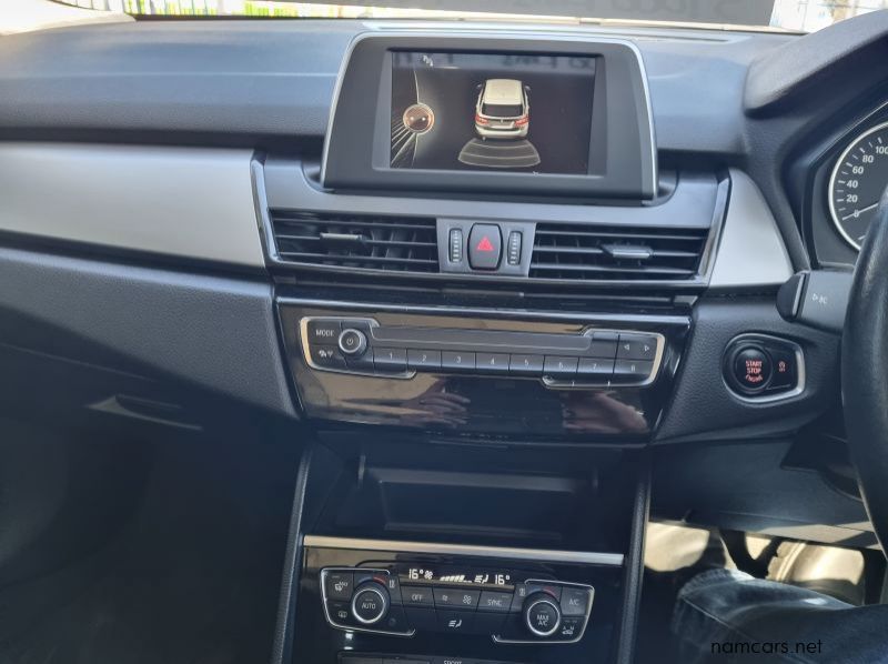 2015 BMW 218i  Active Tourer Auto pictures