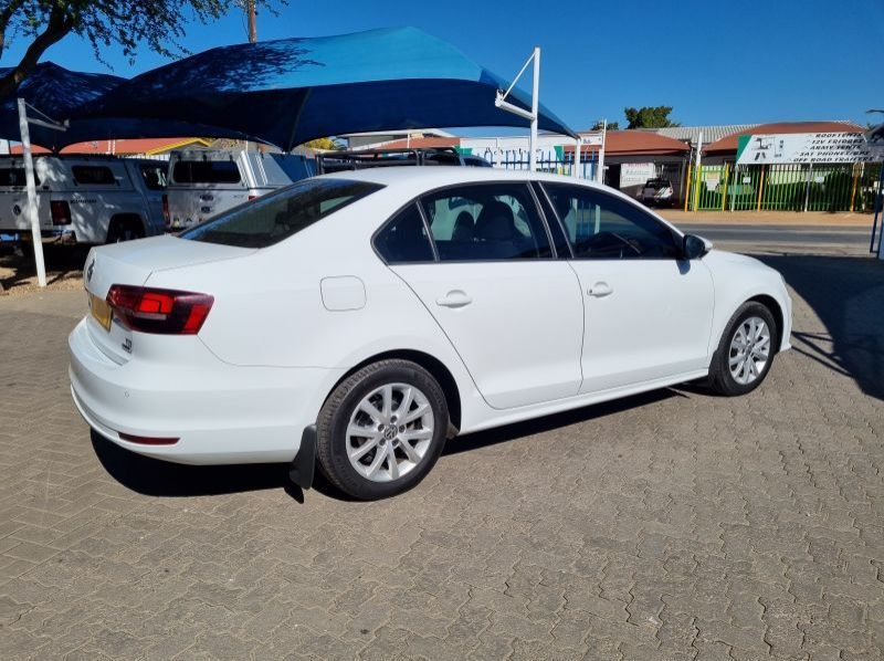 2016 Volkswagen Jetta 6 1.4 TSi Comfortline pictures