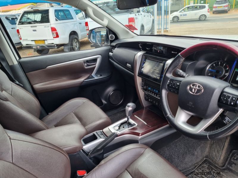 2017 Toyota Fortuner 2.8 GD6 4x4 Automatic pictures