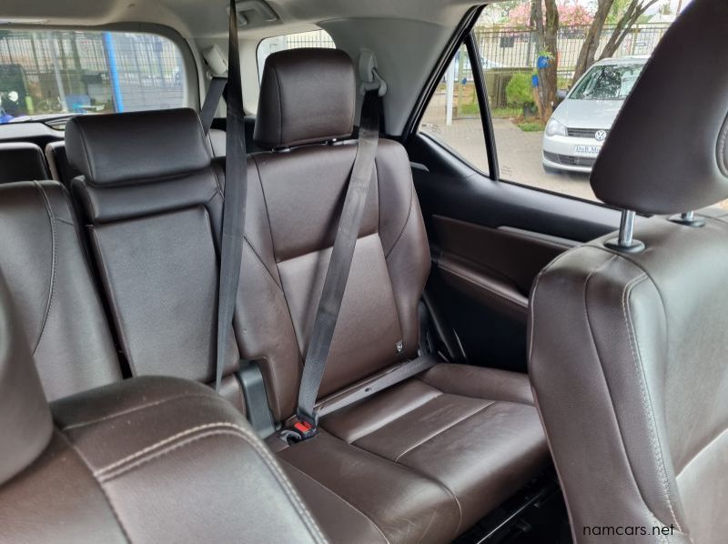 2017 Toyota Fortuner 2.8 GD6 4x4 Automatic pictures