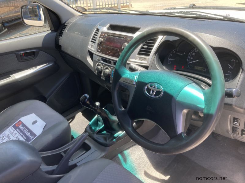 2014 Toyota Hilux 2.5 D4D 4x4 pictures