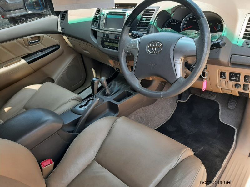 2011 Toyota Fortuner 4.0i V6 4x4 Auto Heritage pictures