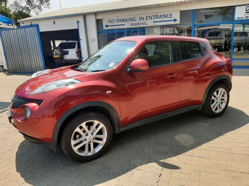 2014 Nissan Juke 1.6i Acenta Plus pictures