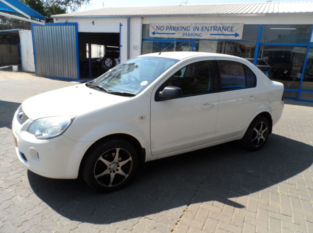 2012 Ford Ikon 1.6i Ambiente pictures