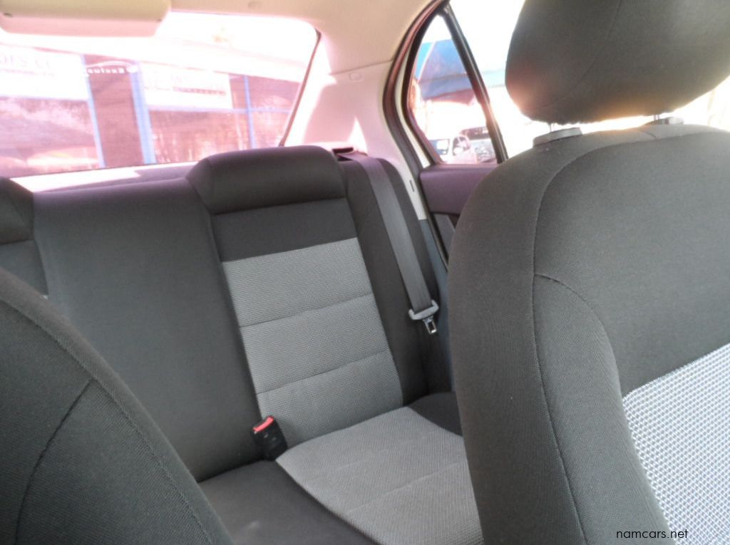 2012 Ford Ikon 1.6i Ambiente pictures