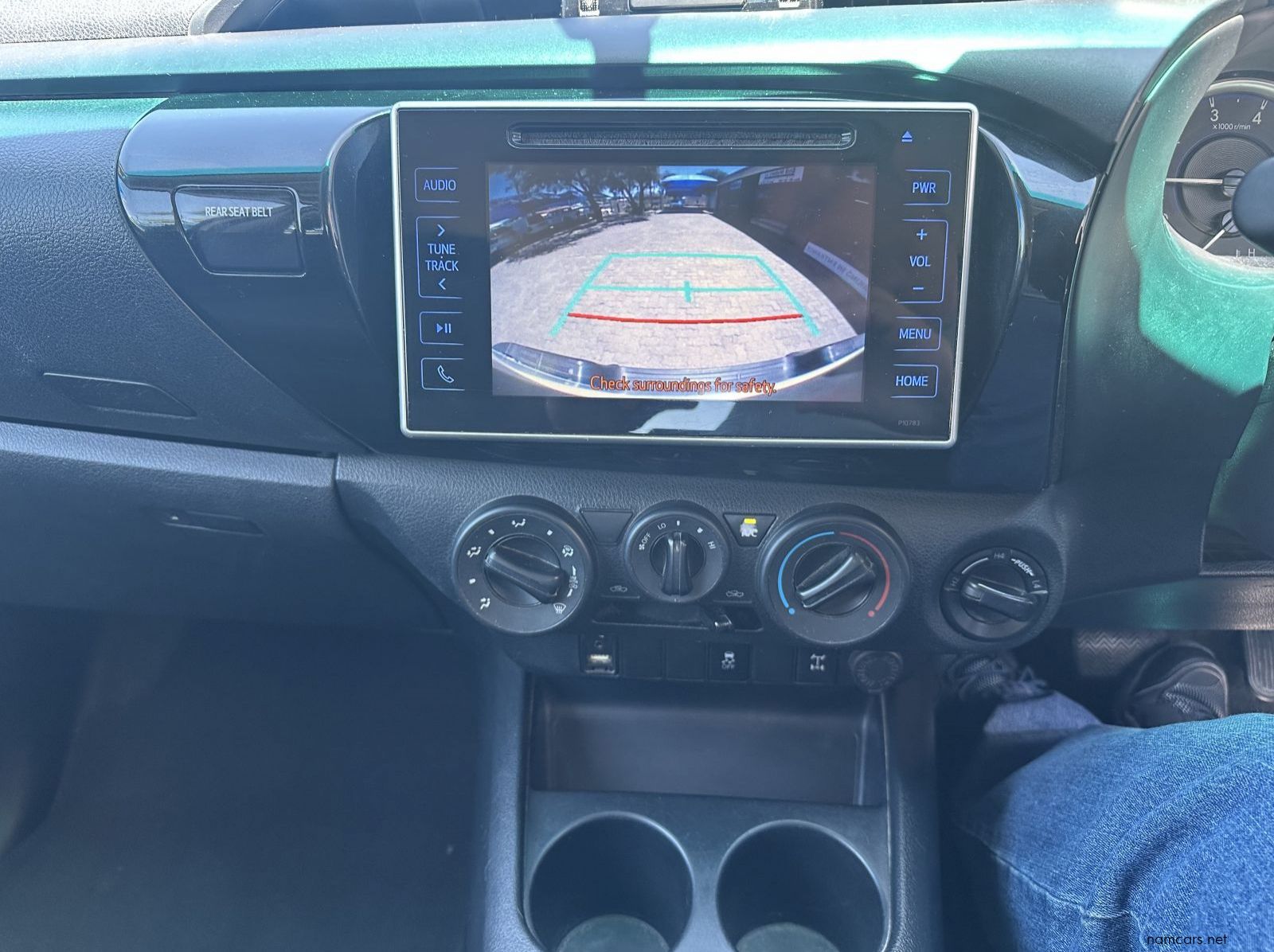 2019 Toyota Hilux 2.4 GD6 SRX 4x4 Auto D/Cab pictures