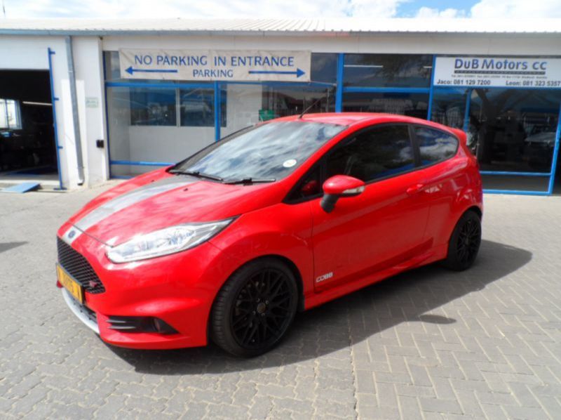 2015 Ford Fiesta ST 1.6 Ecoboost pictures