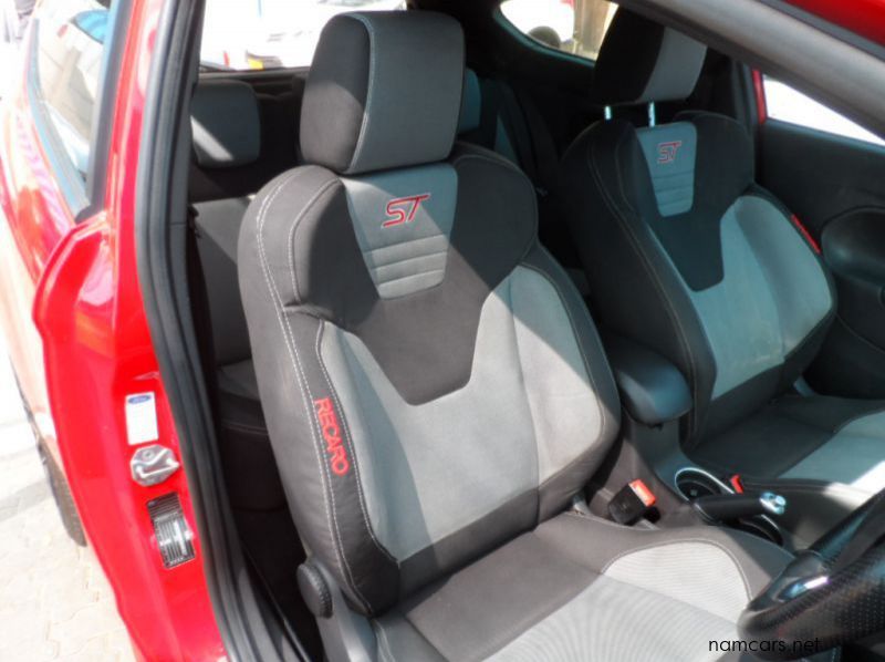 2015 Ford Fiesta ST 1.6 Ecoboost pictures