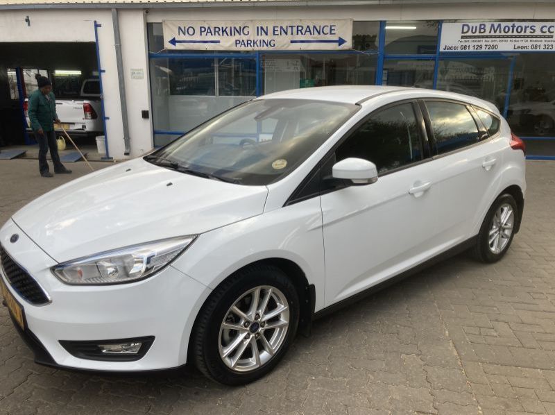 2015 Ford Focus 1.5 trend ecoboost pictures